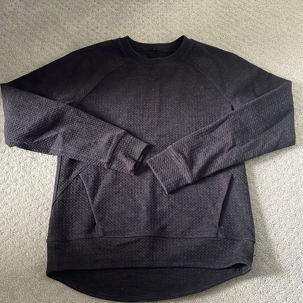 Lululemon gray longsleeve front pocket crew neck sweatshirt